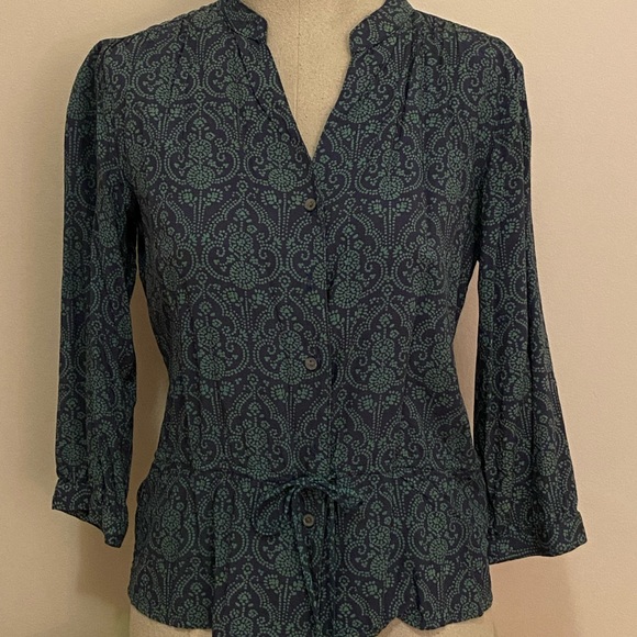 Beautiful teal decoration buttoned blouse - Picture 1 of 3